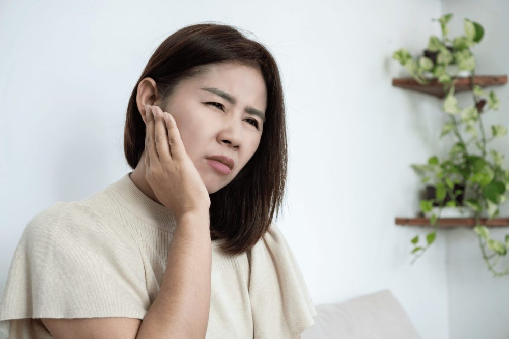 口の中のねばつきや口臭の変化