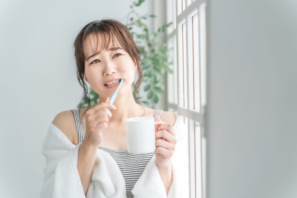 Q2.歯磨きしても口の中が気持ち悪いのはなぜですか？