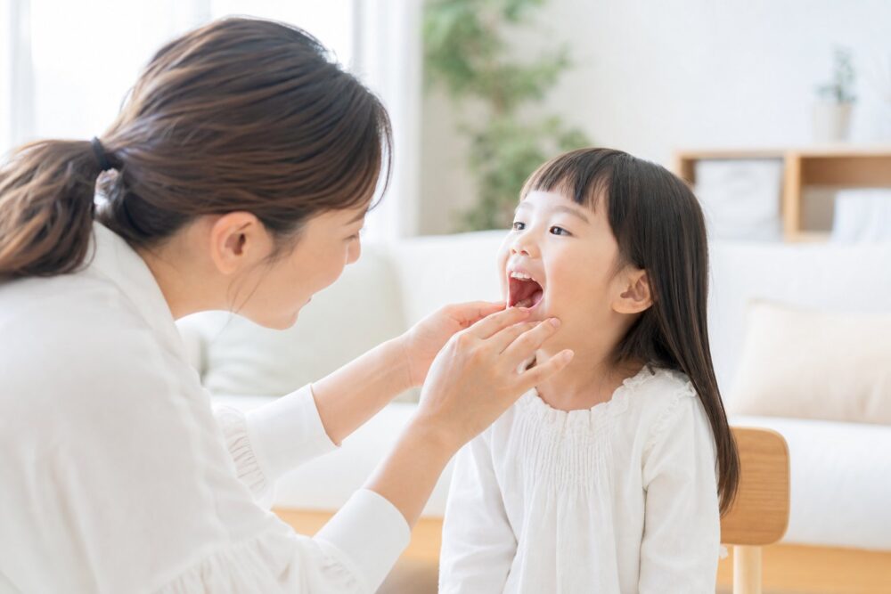 乳歯の奥歯がくっついてきたら始めどき