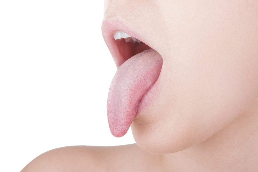 舌苔を視覚と嗅覚で確認する